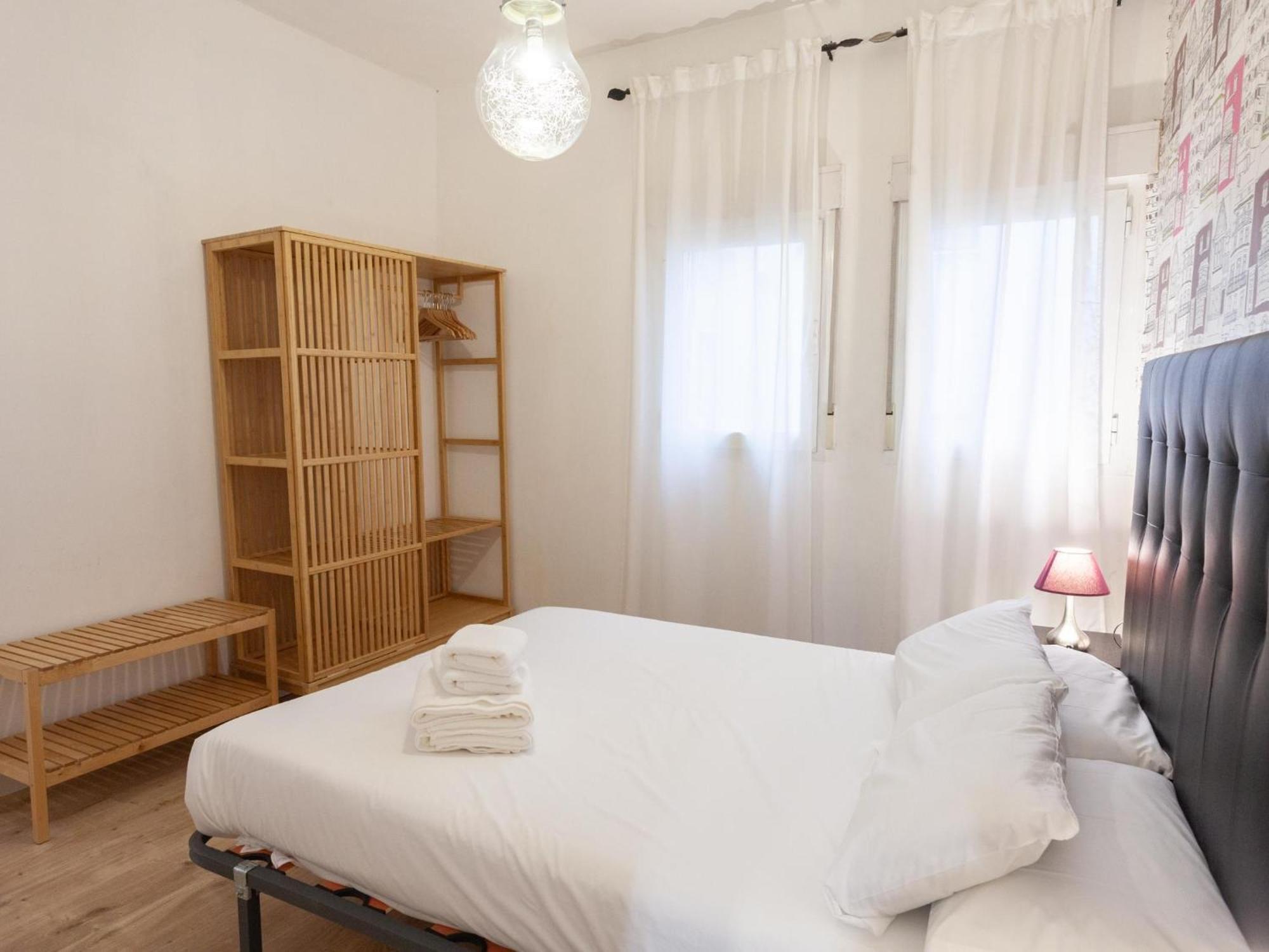 Enorme Y Acogedor Piso En La Puerta Del Sol Apartment Madrid Luaran gambar